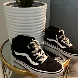 Vans sneakers